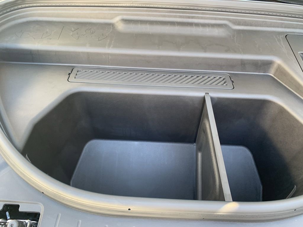 Used 2025 Audi Q6 e-tron Premium w/ Convenience Package image 38