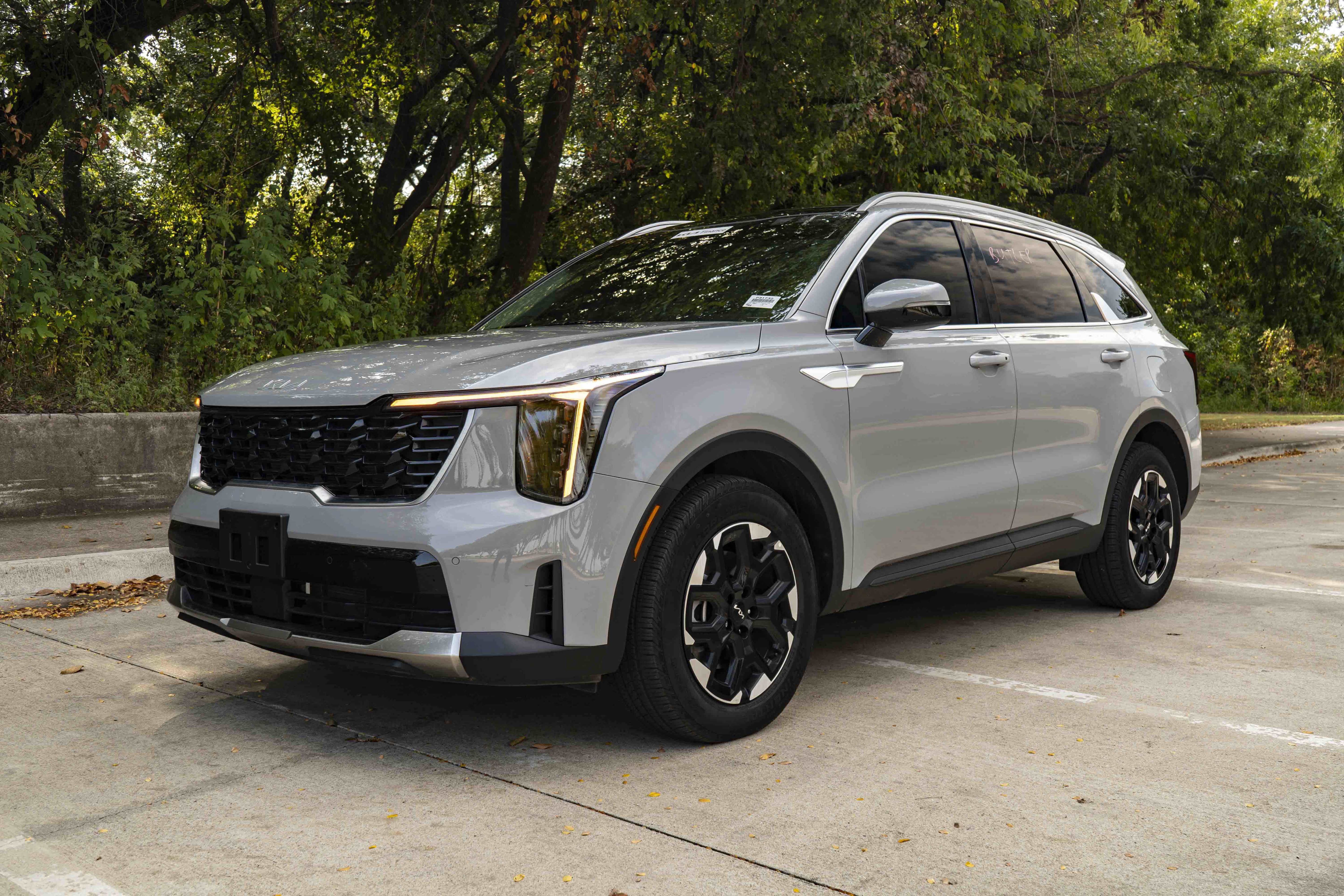 Used 2026 Kia Sorento S w/ S Panoramic Sunroof Package FWD image 5