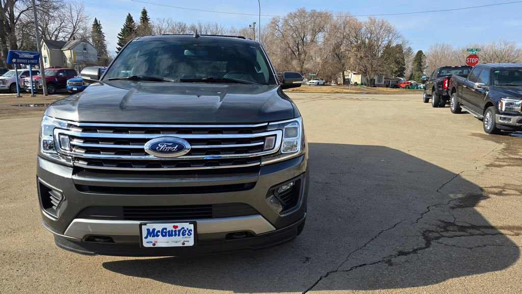 Used 2020 Ford Expedition Max XLT w/ Equipment Group 202A AWD/4WD image 3