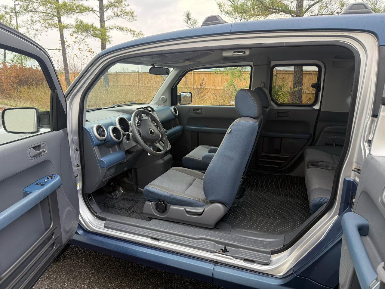 Used 2005 Honda Element EX image 13