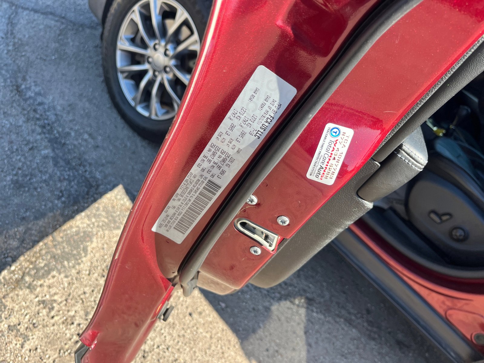 Used 2019 Jeep Cherokee Latitude Plus image 26