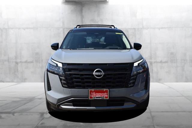 New 2026 Nissan Pathfinder Platinum image 4