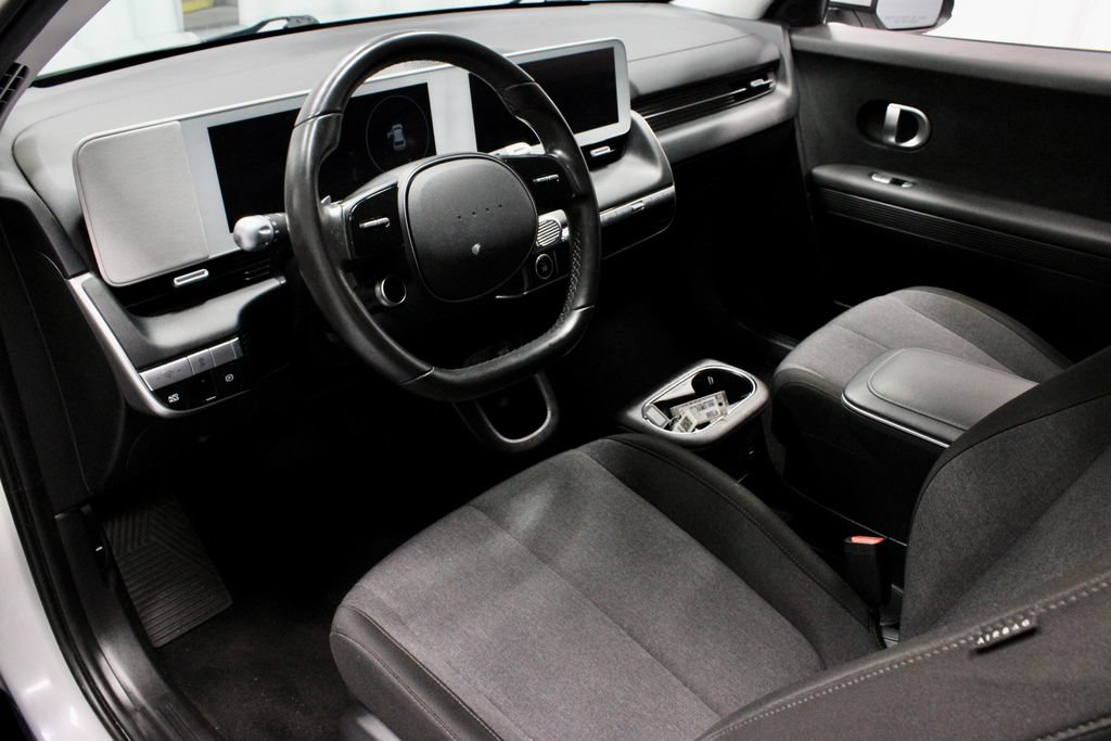 Used 2024 Hyundai Ioniq 5 SE AWD/4WD image 25