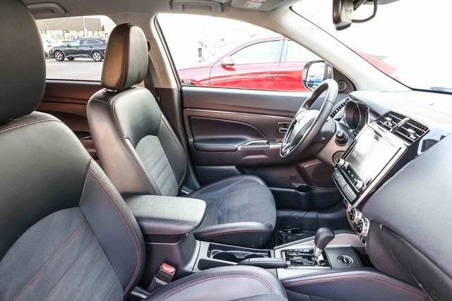 Used 2024 Mitsubishi Outlander Sport ES image 18