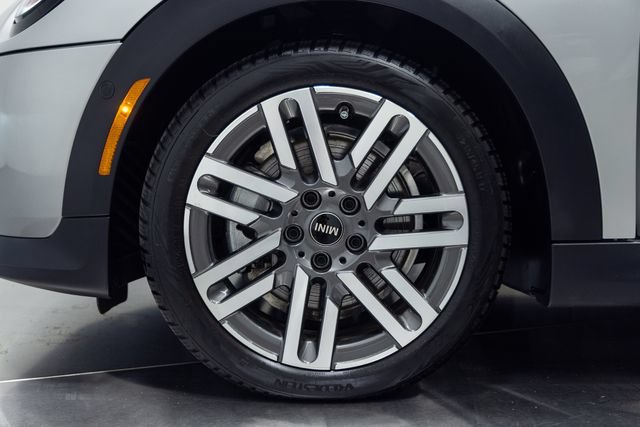 Certified 2026 MINI Cooper 2-Door Hardtop FWD image 22