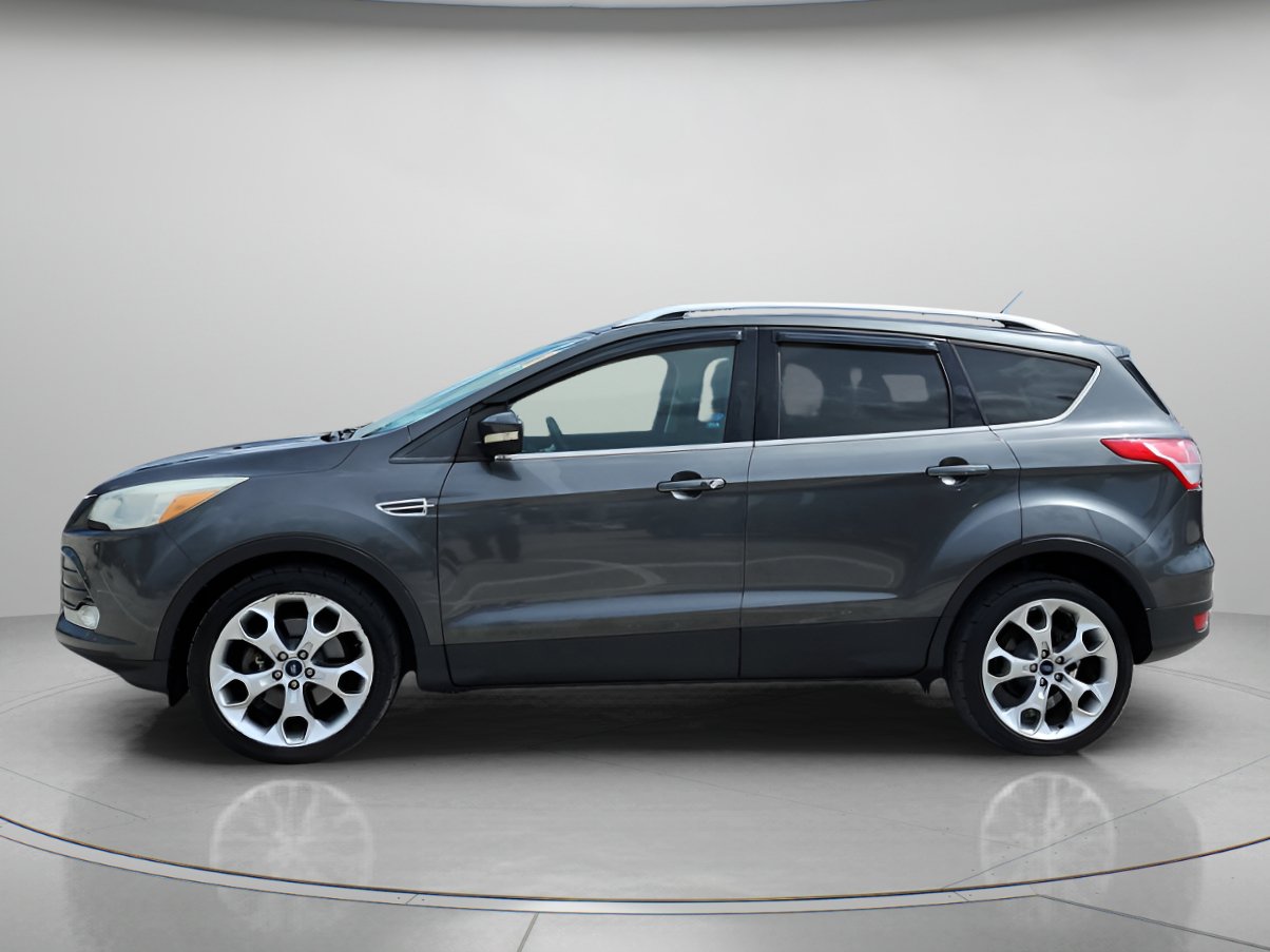 Used 2016 Ford Escape Titanium FWD image 5