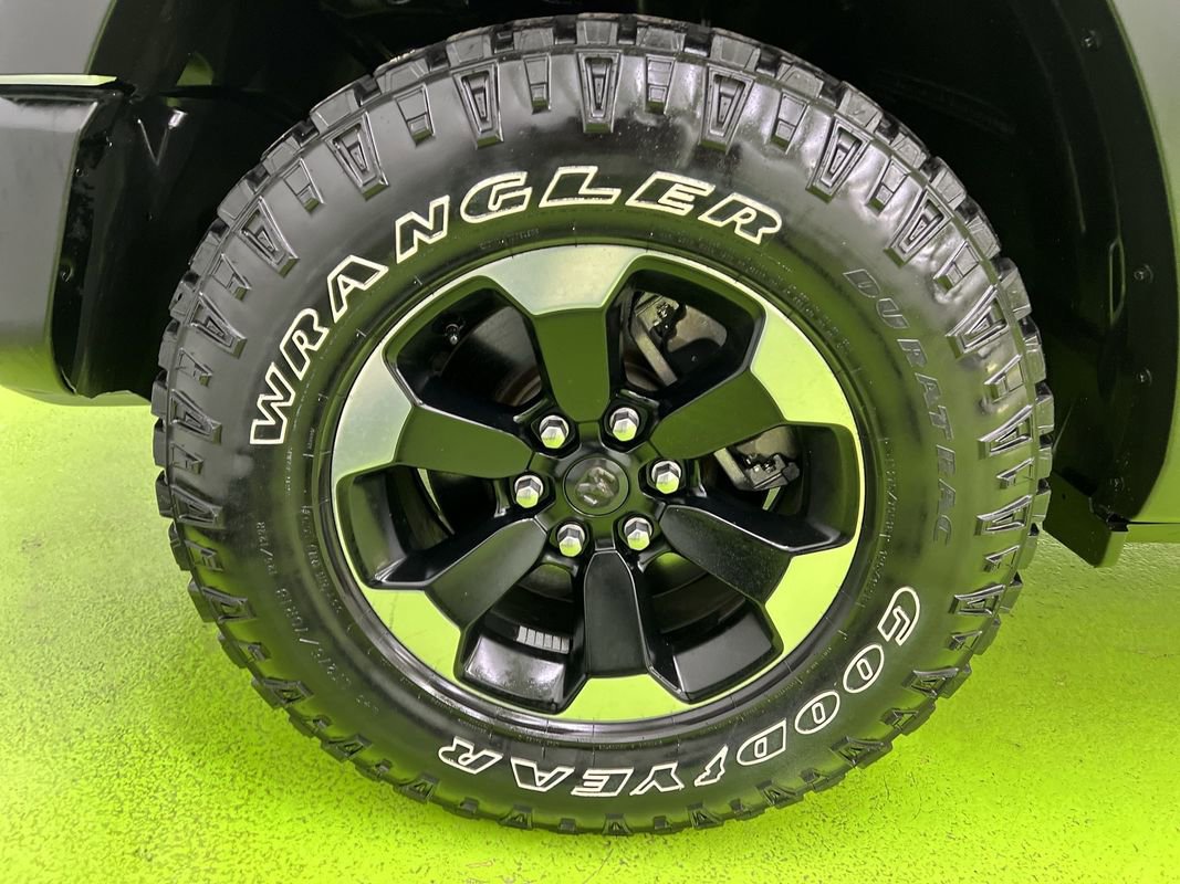 Used 2020 RAM 1500 Rebel AWD/4WD image 16