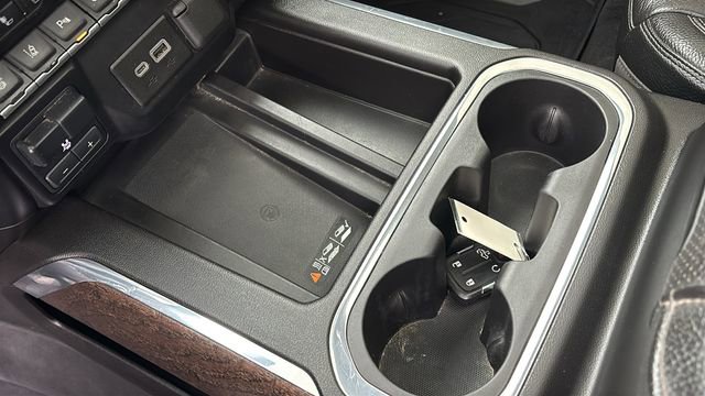 Used 2023 GMC Sierra 2500 Denali w/ Denali Ultimate Package image 27