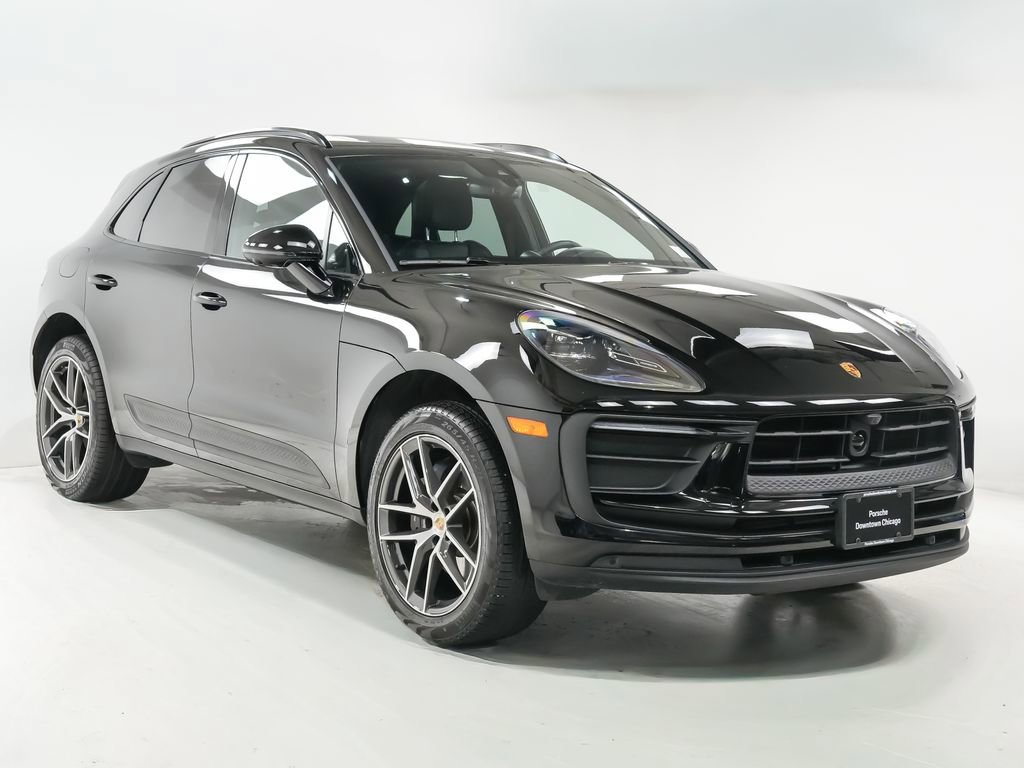 Used 2026 Porsche Macan AWD/4WD image 8