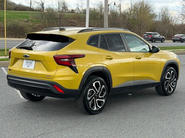 Certified 2024 Chevrolet Trax RS w/ Driver Confidence Package image 14