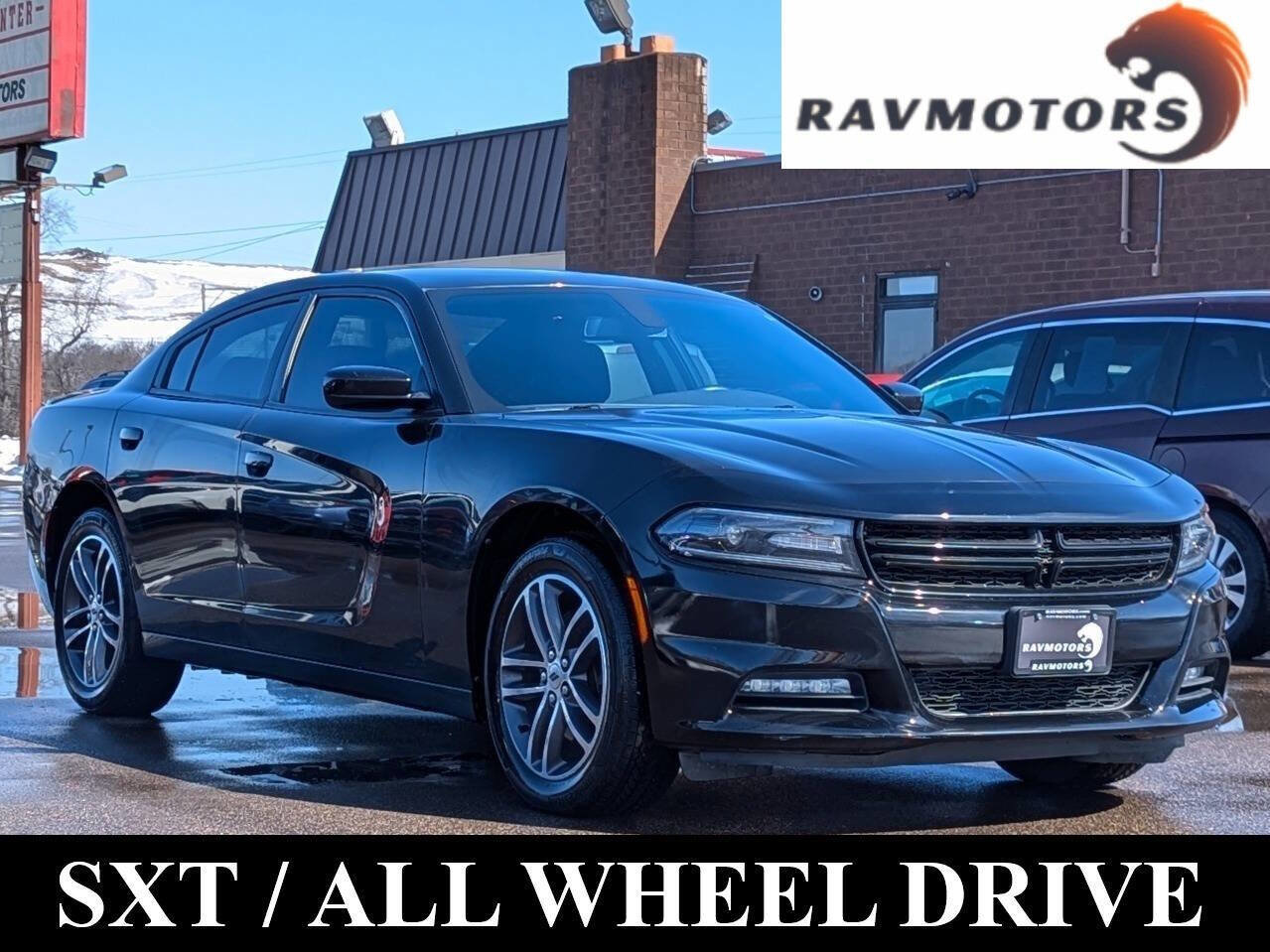 Used 2019 Dodge Charger SXT