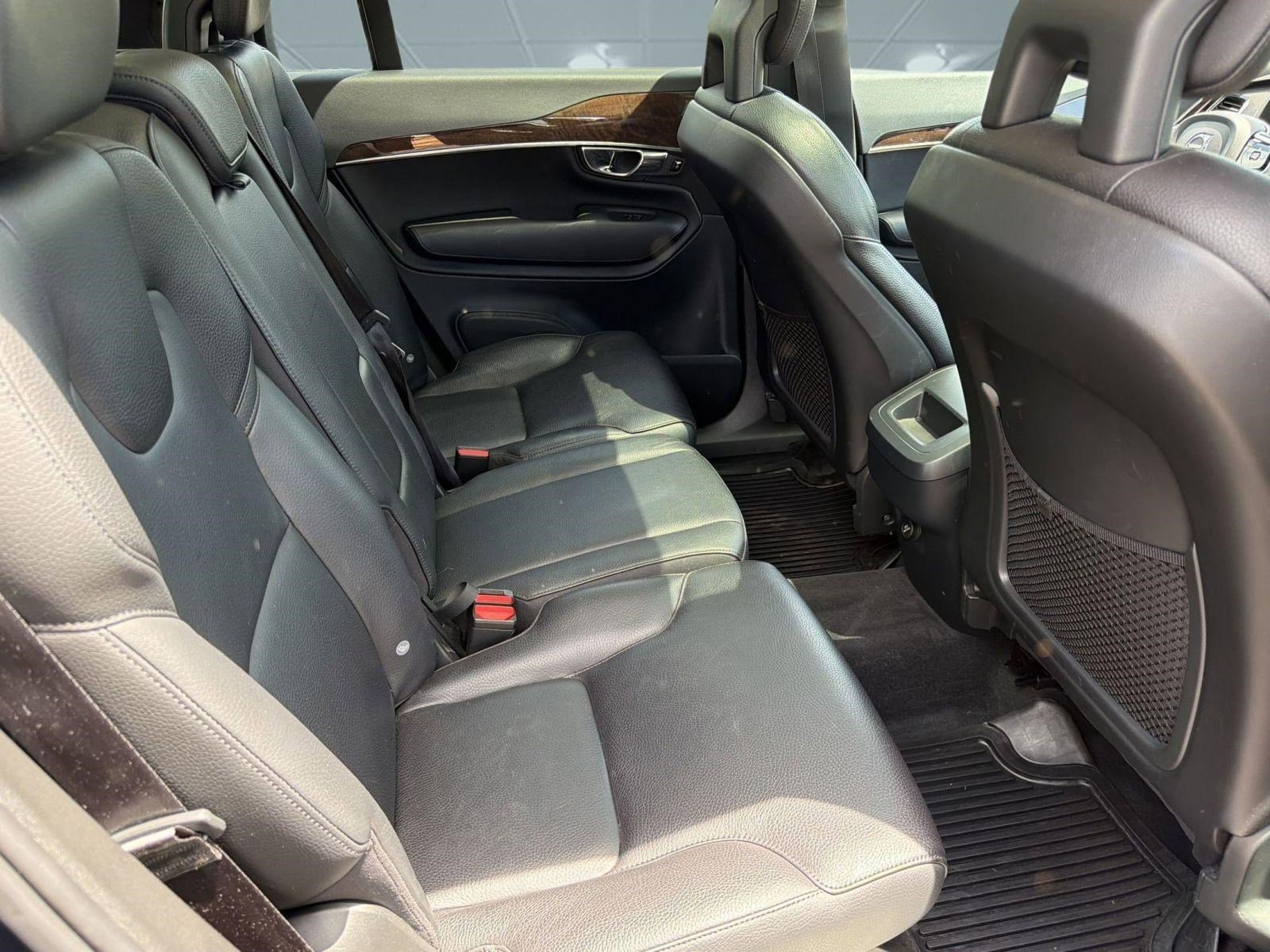Used 2017 Volvo XC90 T5 Momentum w/ Vision Package FWD image 28