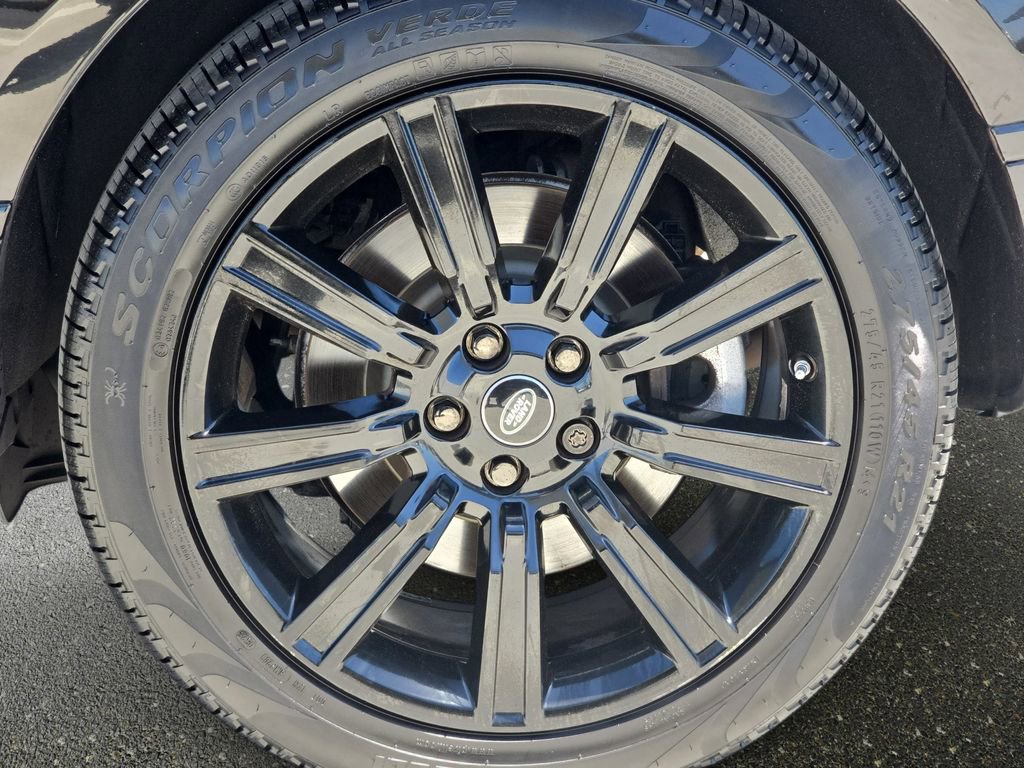 Used 2017 Land Rover Range Rover Long Wheelbase Supercharged AWD/4WD image 37