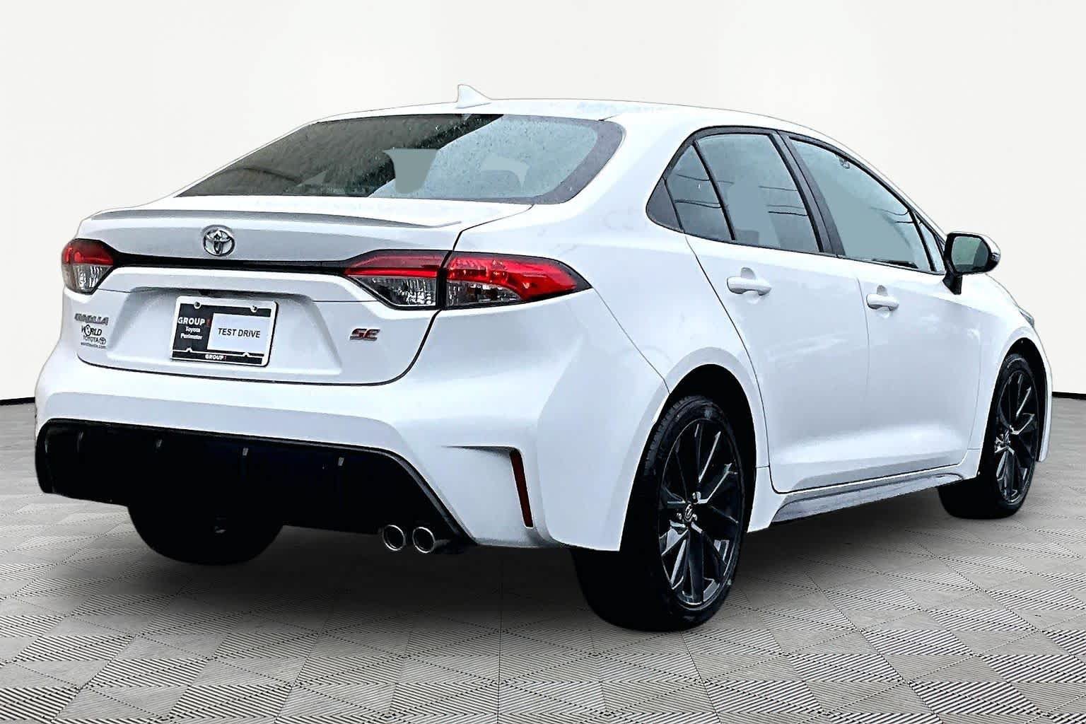 Certified 2024 Toyota Corolla SE FWD image 13