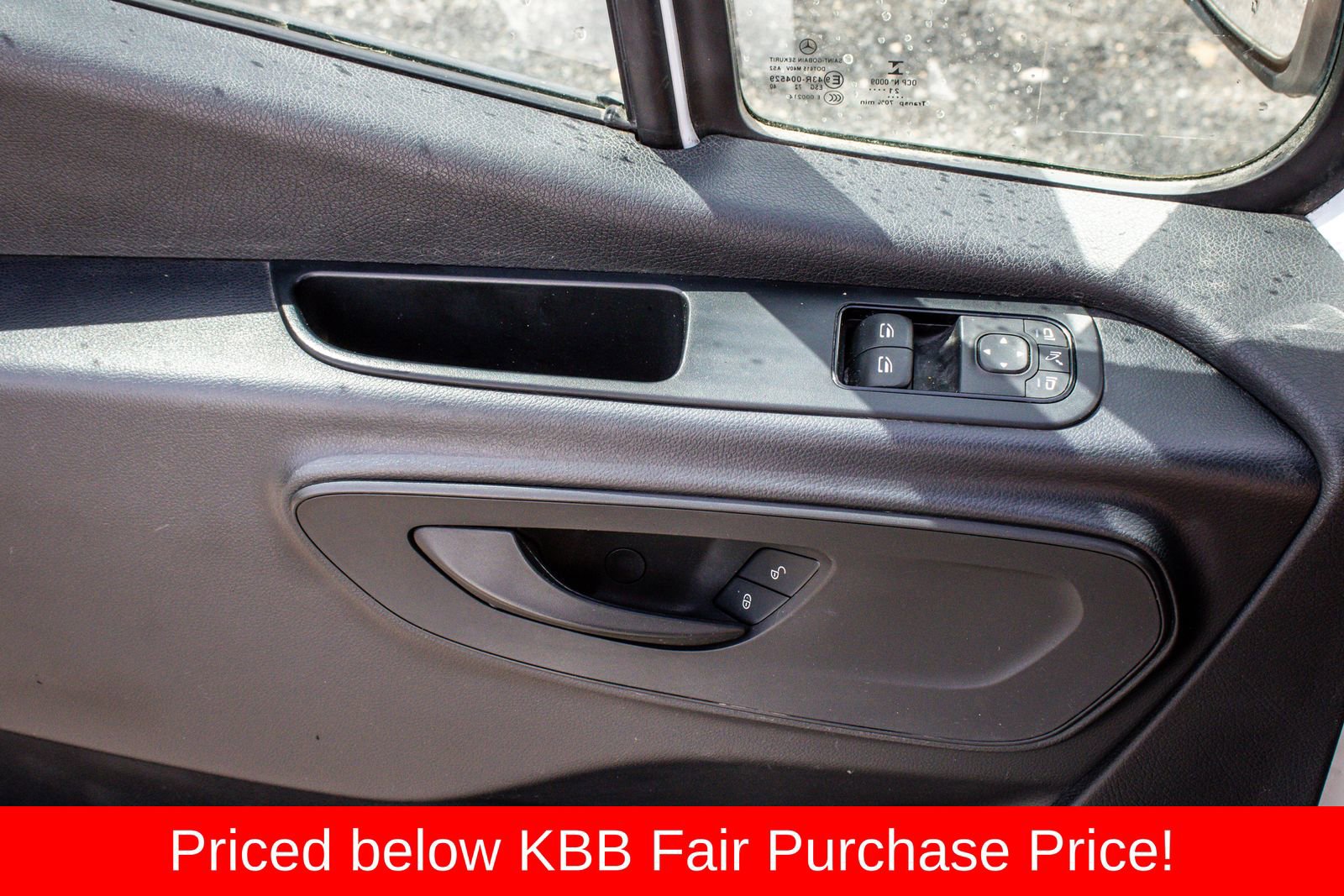 Used 2021 Mercedes-Benz Sprinter 2500 w/ Driver Convenience Package image 21