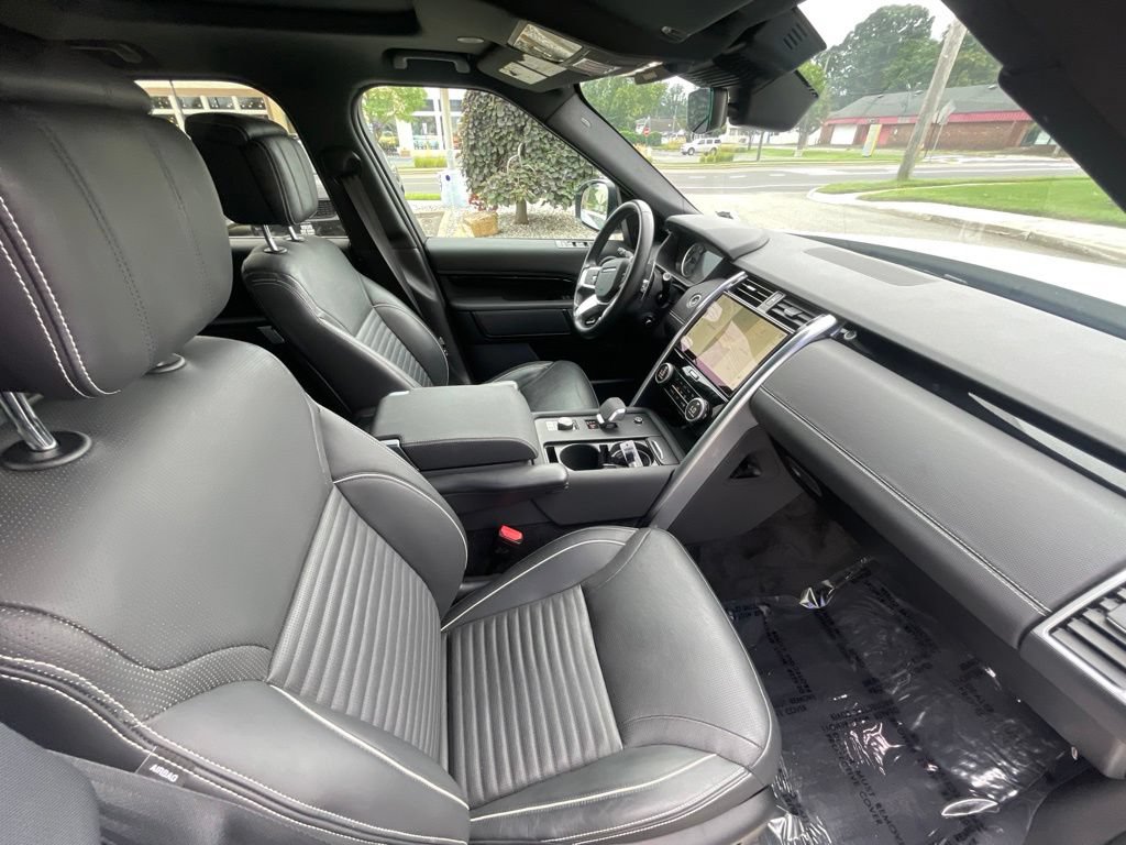 Used 2023 Land Rover Discovery S R-Dynamic AWD/4WD image 18