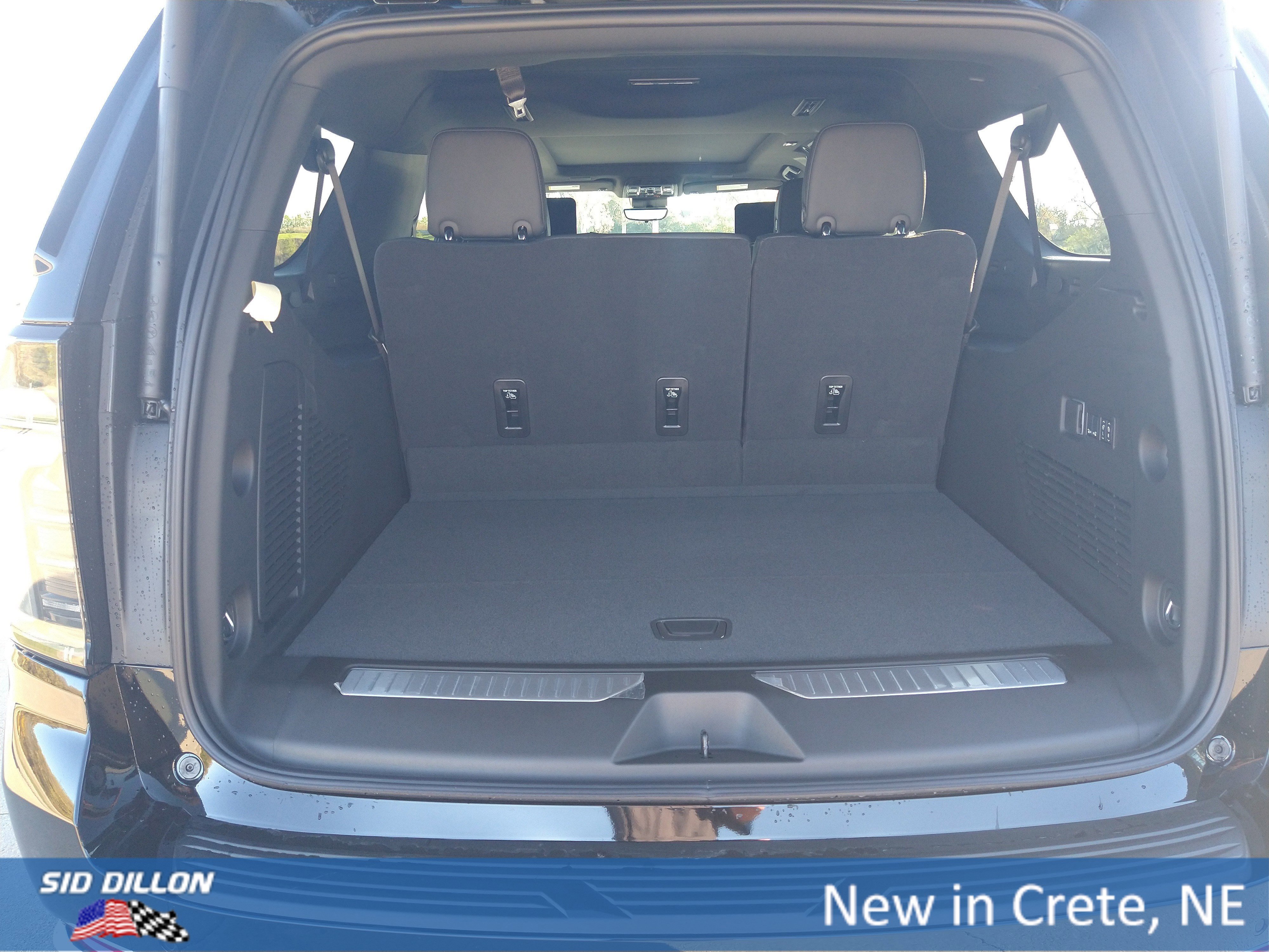 New 2026 Chevrolet Suburban Premier image 13