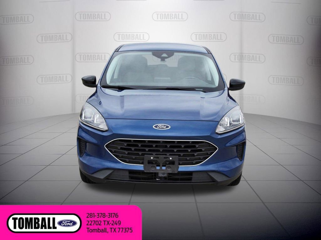 Used 2022 Ford Escape SE w/ SE Sport Appearance Package FWD image 2