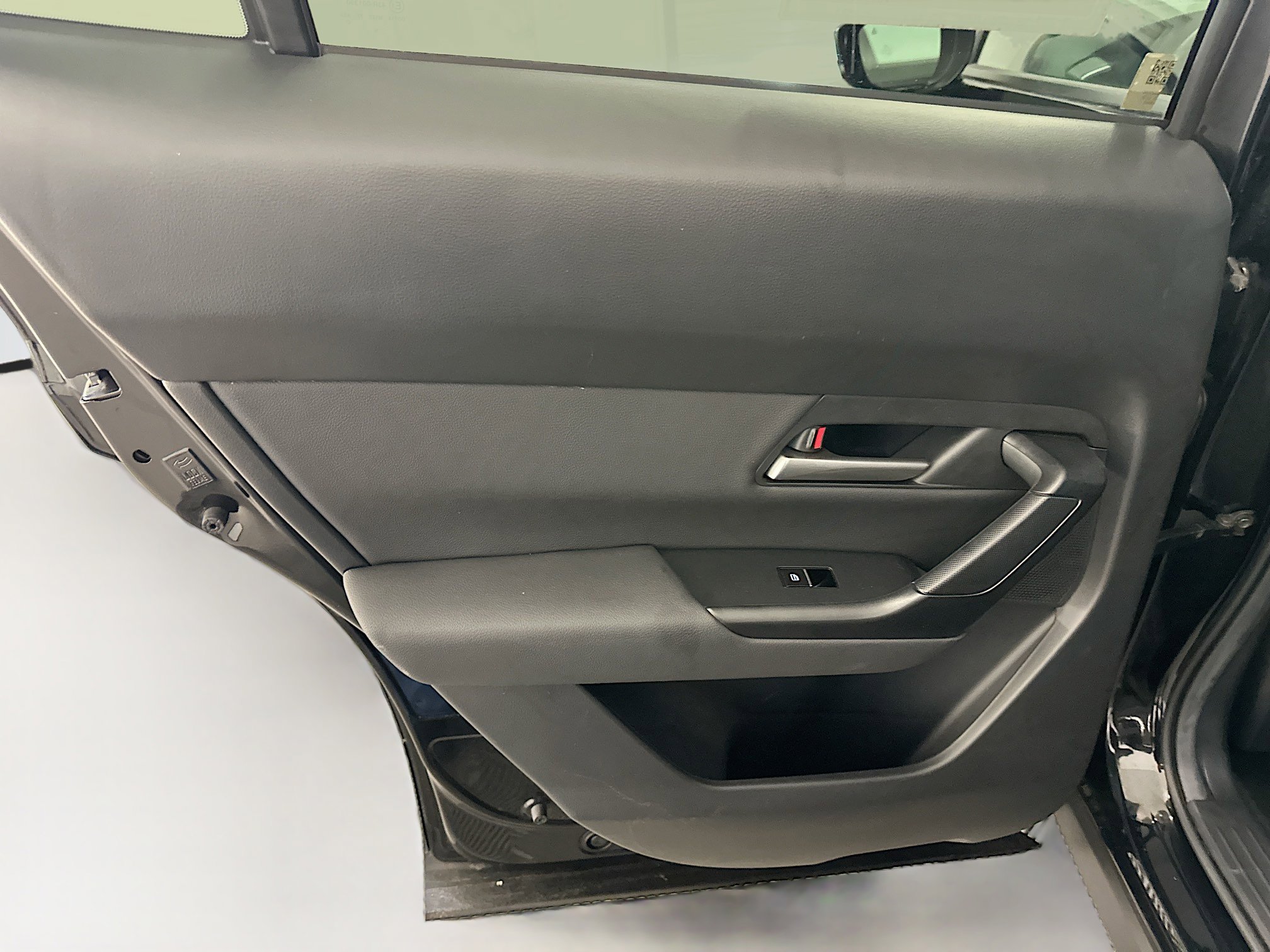 Used 2025 MAZDA CX-50 AWD 2.5 S w/ Premium Package image 28