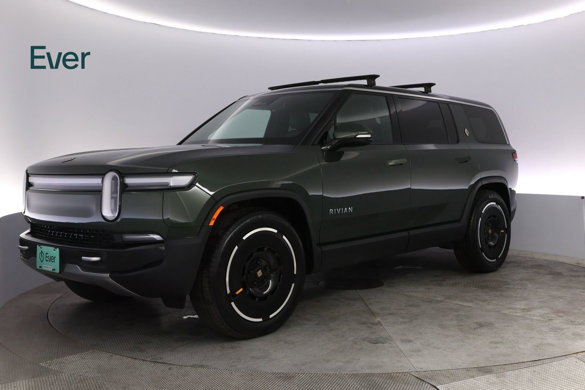 Used 2025 Rivian R1S Adventure AWD/4WD image 2