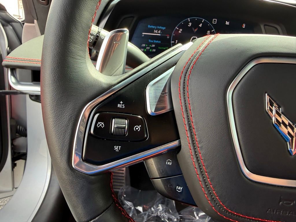 Used 2020 Chevrolet Corvette Stingray Premium Cpe w/ 3LT Preferred Equipment Group image 23