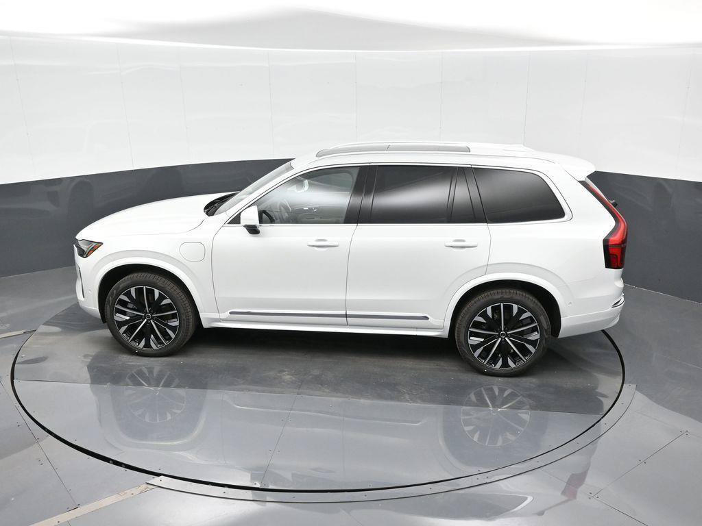 New 2026 Volvo XC90 T8 Plus w/ Protection Package Premier AWD/4WD image 23