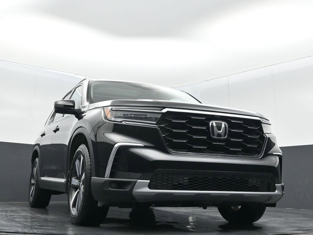 Used 2023 Honda Pilot Elite image 5