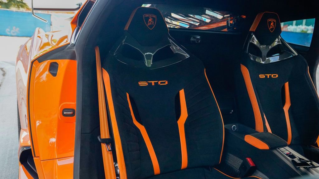Used 2022 Lamborghini Huracan STO image 75