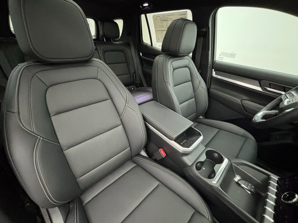 New 2026 GMC Terrain Elevation w/ Elevation Premium Package image 37