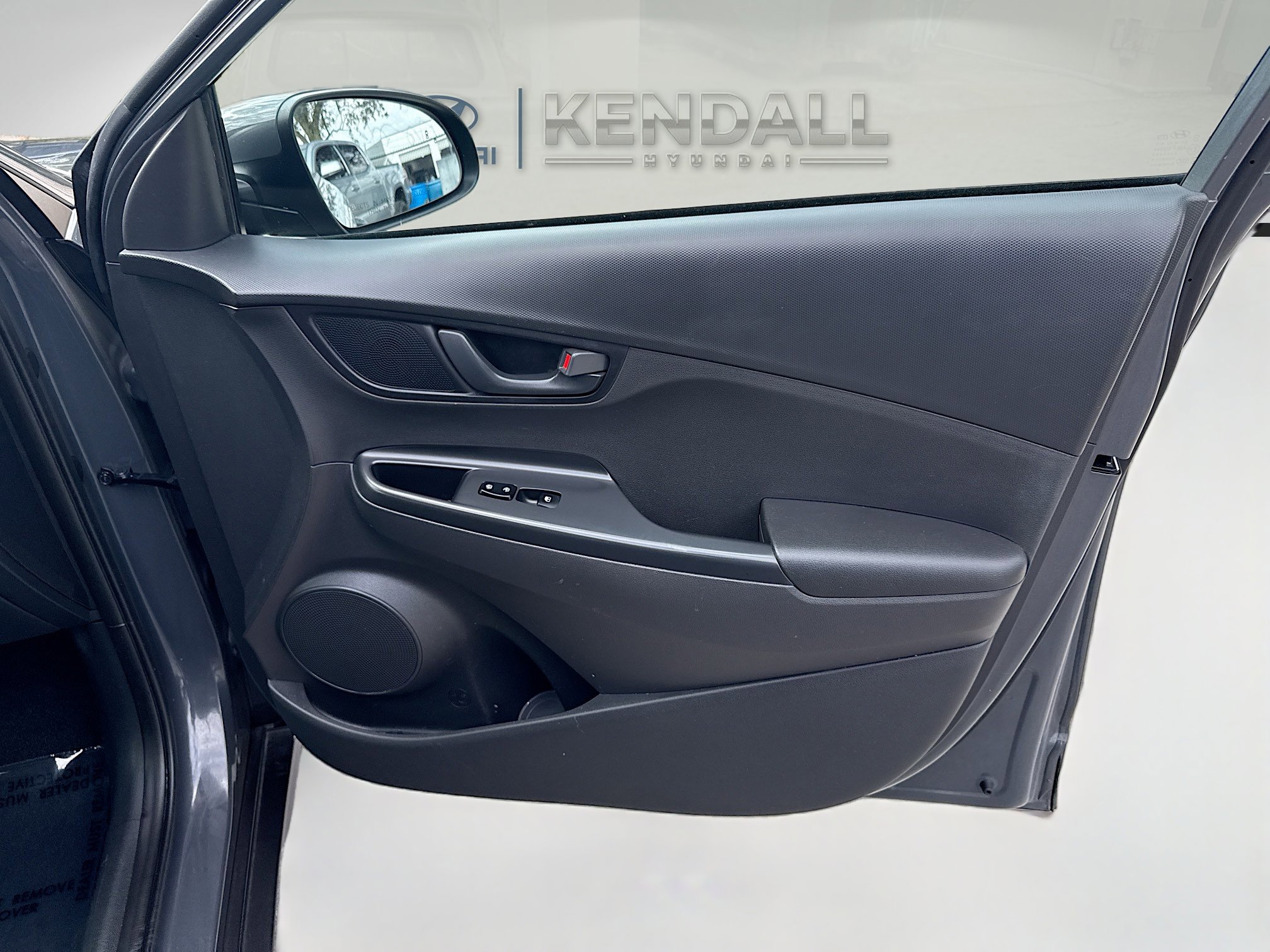 Used 2023 Hyundai Kona SEL image 30