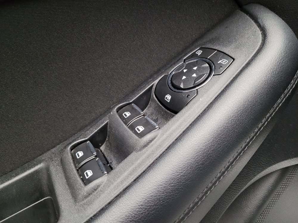 Used 2016 Ford Edge SE AWD/4WD image 27