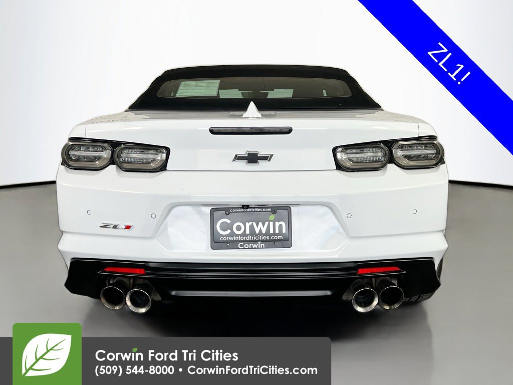 Used 2022 Chevrolet Camaro ZL1 RWD image 13