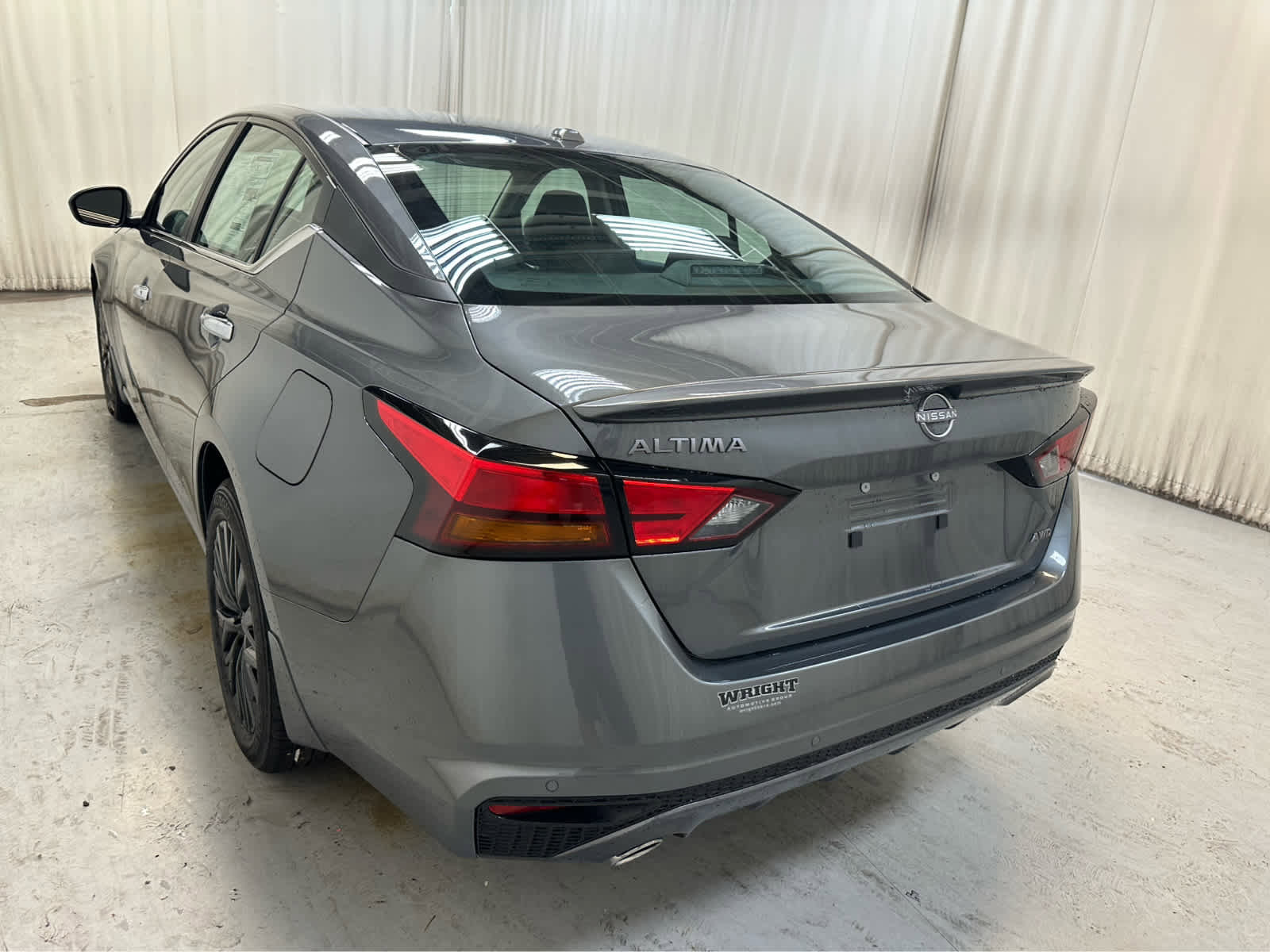 New 2025 Nissan Altima 2.5 SV AWD/4WD image 2