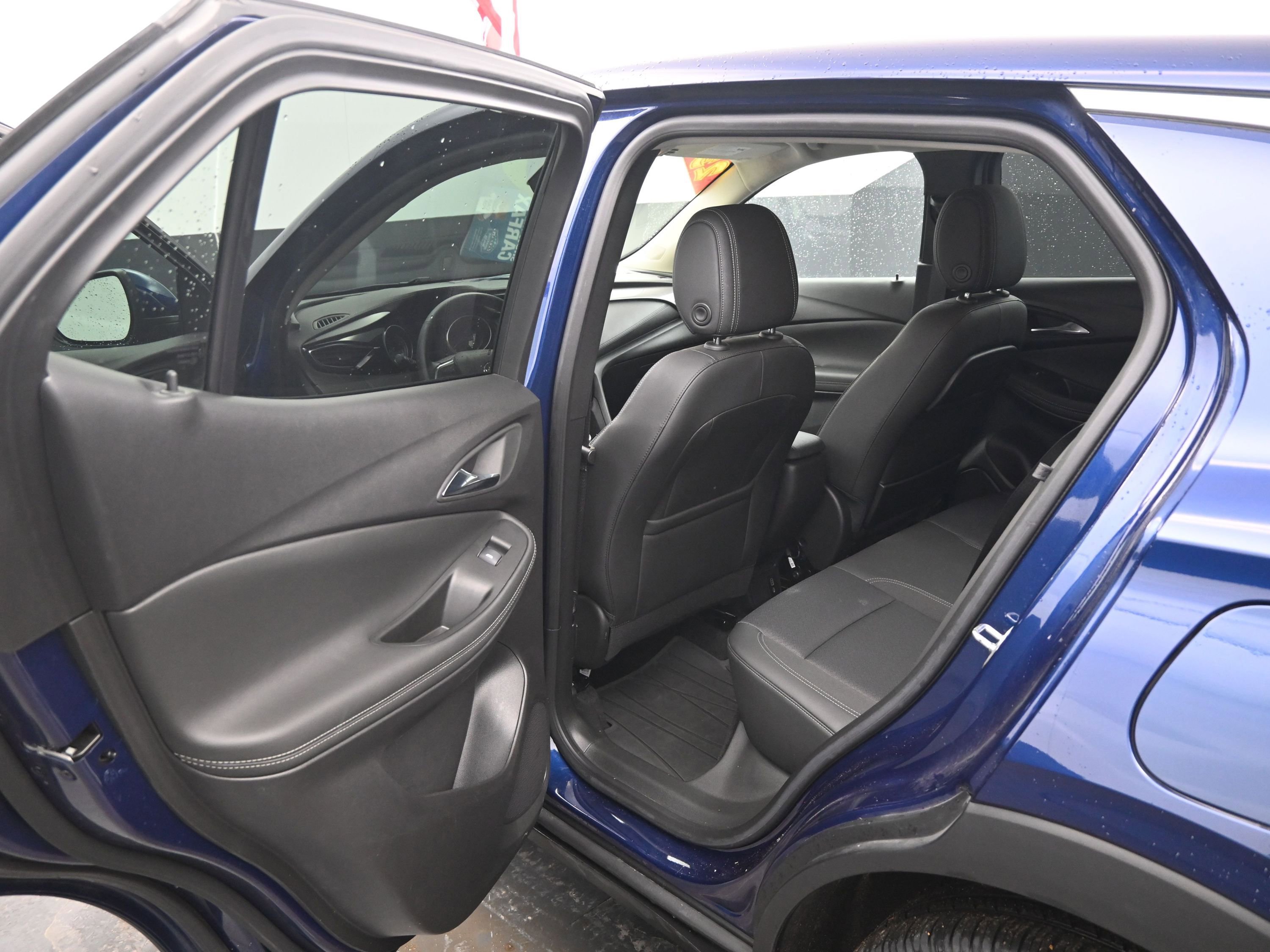 Used 2023 Buick Encore GX Preferred w/ Cold Weather Comfort Package image 18