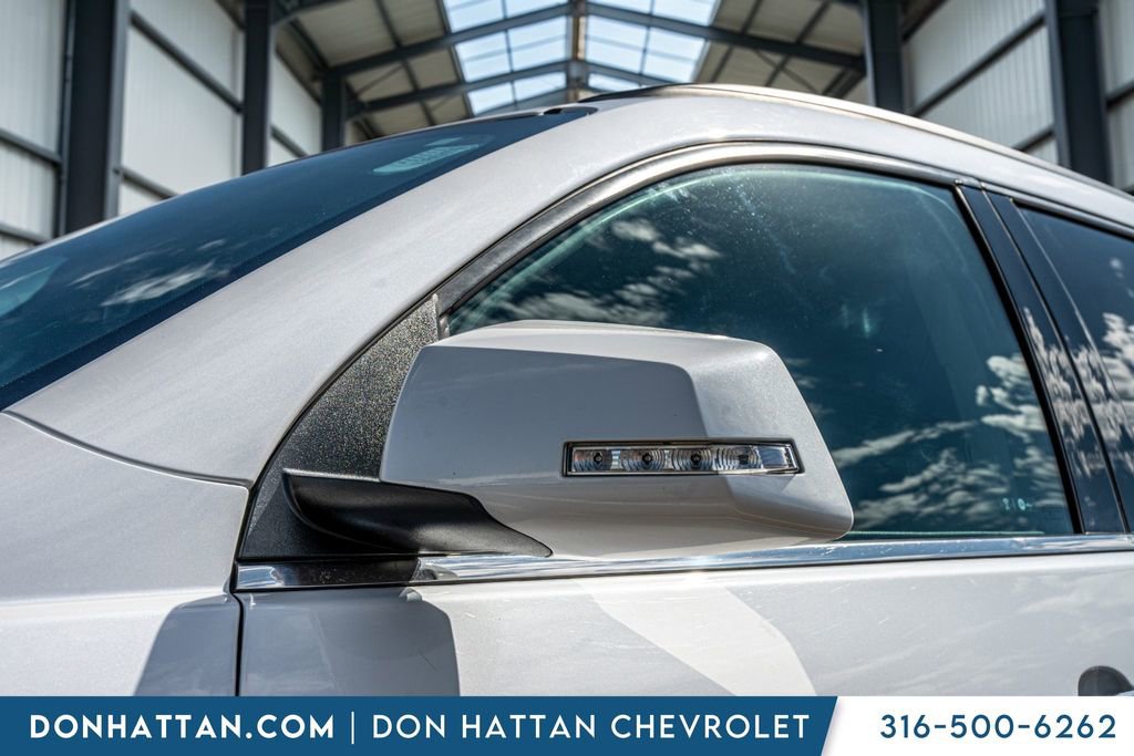 Used 2017 Chevrolet Traverse LT w/ Style and Technology Package image 25