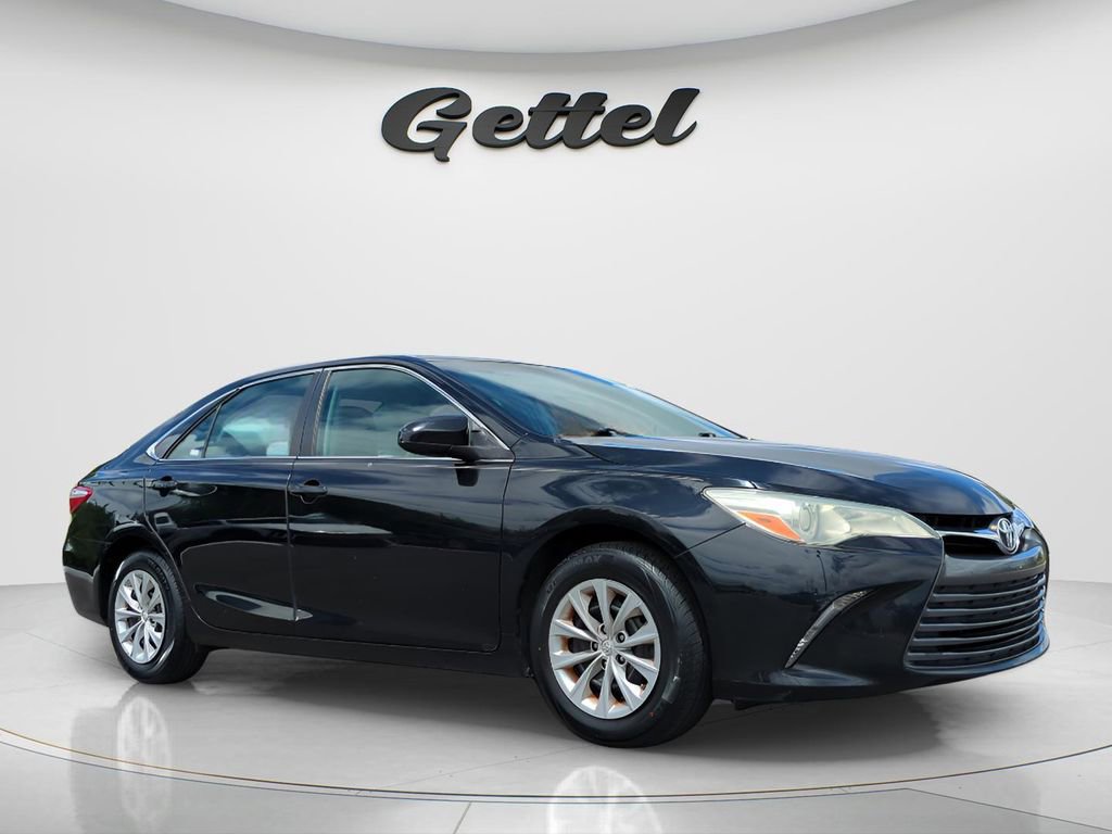 Used 2015 Toyota Camry LE FWD image 6