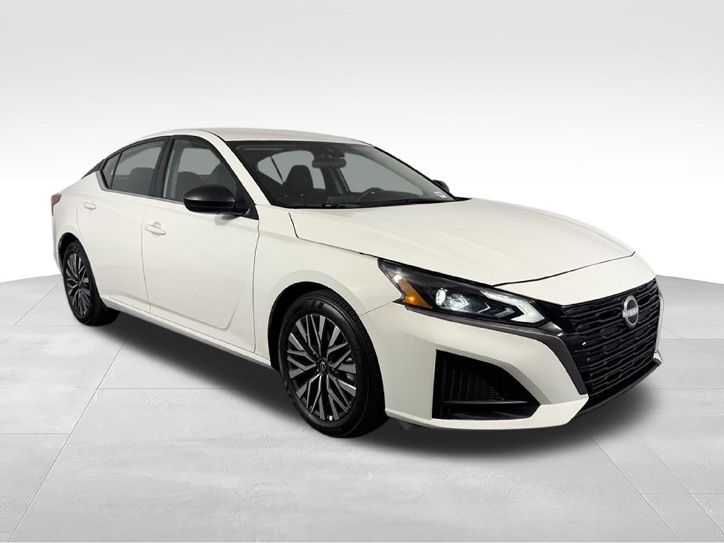 Used 2026 Nissan Altima 2.5 SV FWD image 5