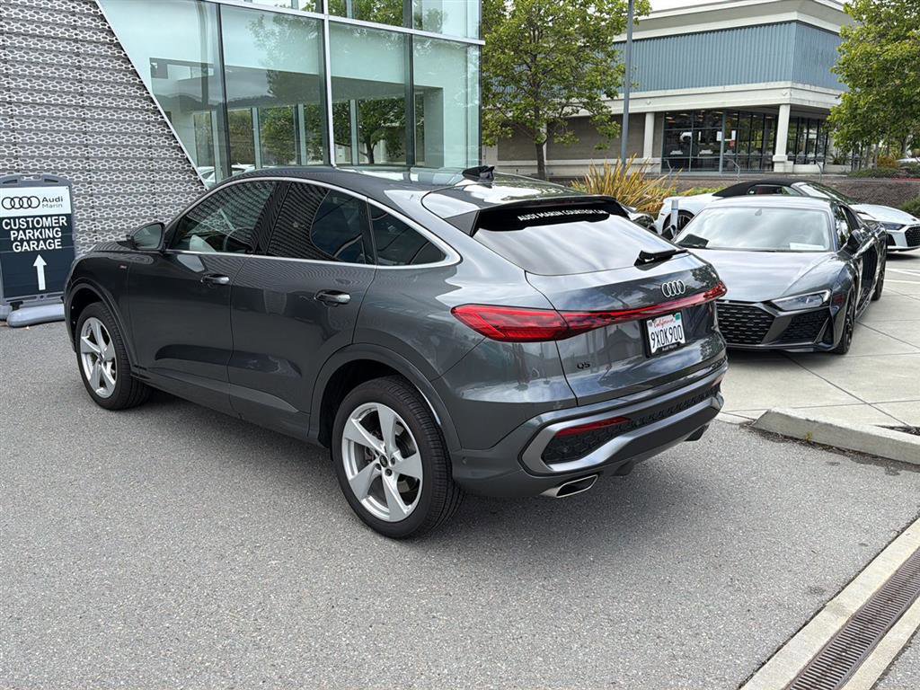 Used 2025 Audi Q5 Premium Plus w/ Premium Plus AWD/4WD image 8