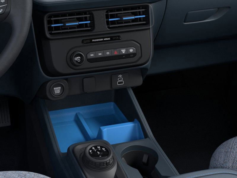 New 2026 Ford Maverick XLT image 3