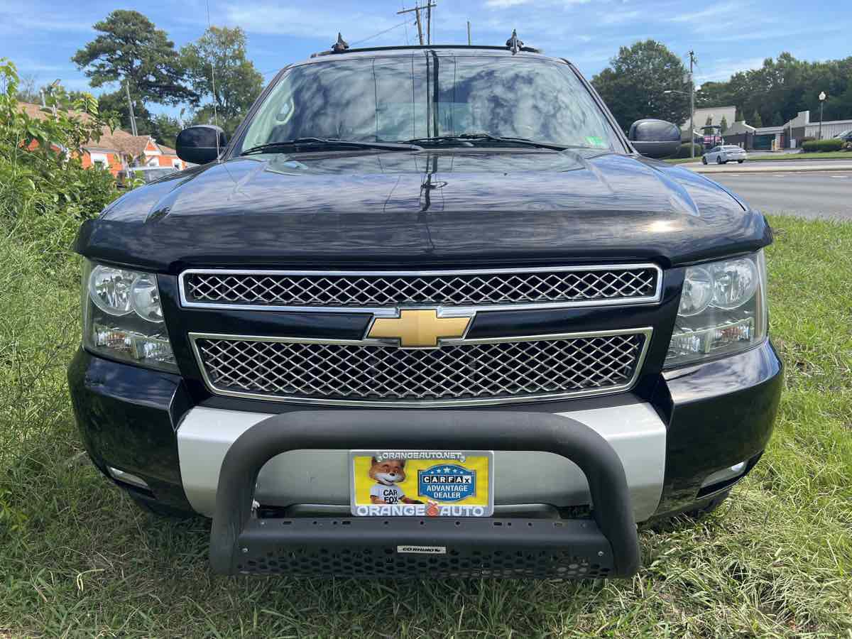 Used 2012 Chevrolet Avalanche LT w/ Suspension Package, Off-Road image 7