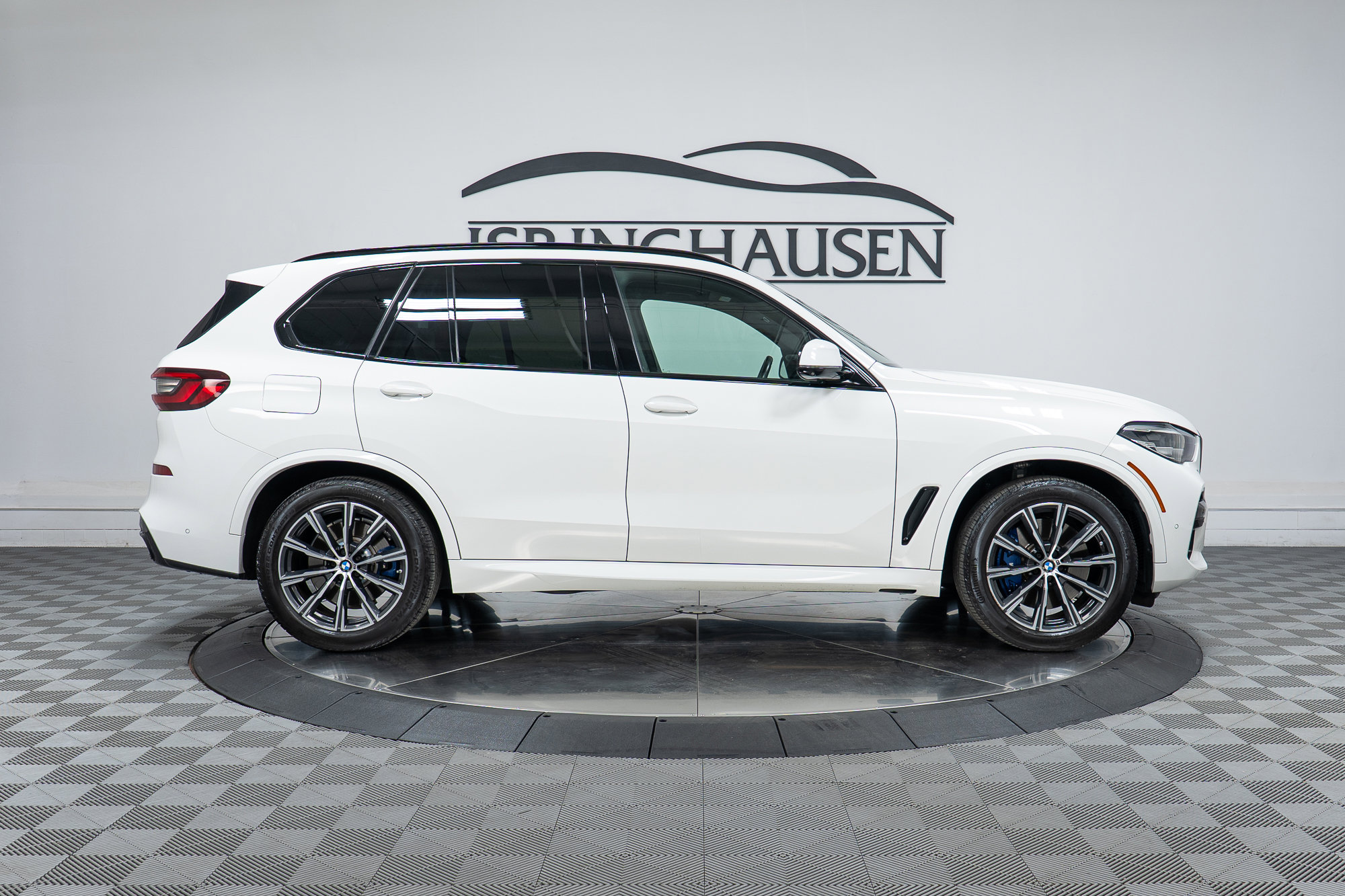 Used 2021 BMW X5 M50i AWD/4WD image 4