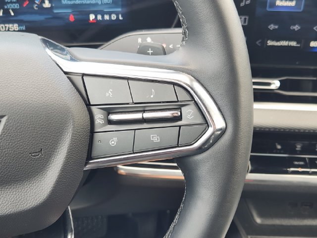 Used 2026 Chevrolet Equinox LT FWD image 29
