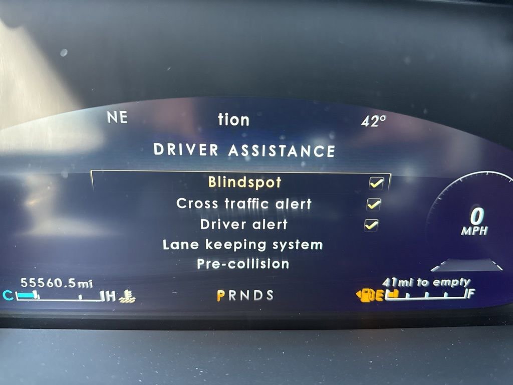 Used 2023 Lincoln Nautilus FWD image 12