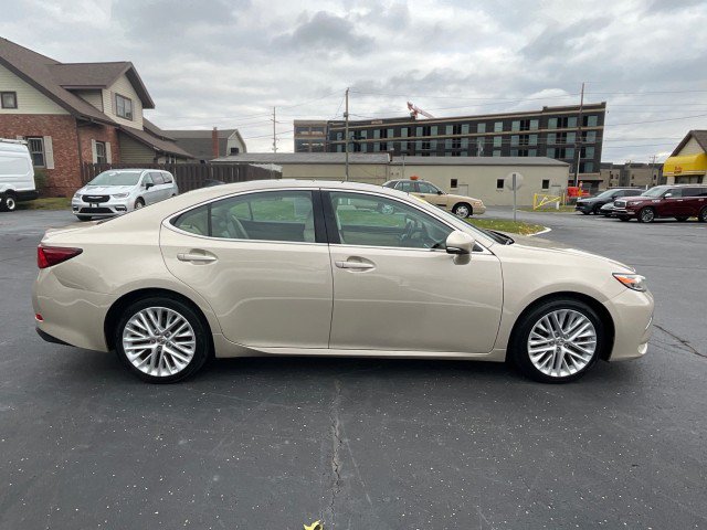 Used 2018 Lexus ES 350 w/ Luxury Package w/Wood Trim FWD image 8