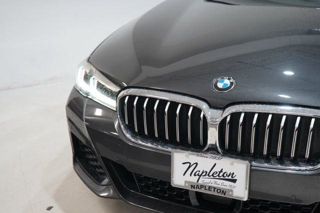 Used 2023 BMW 540i xDrive w/ M Sport Package image 9