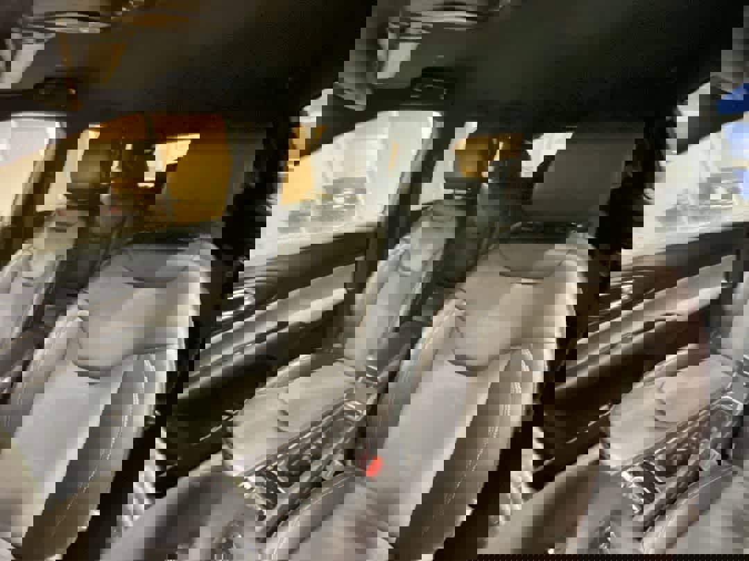 Used 2024 Jeep Compass Latitude image 14