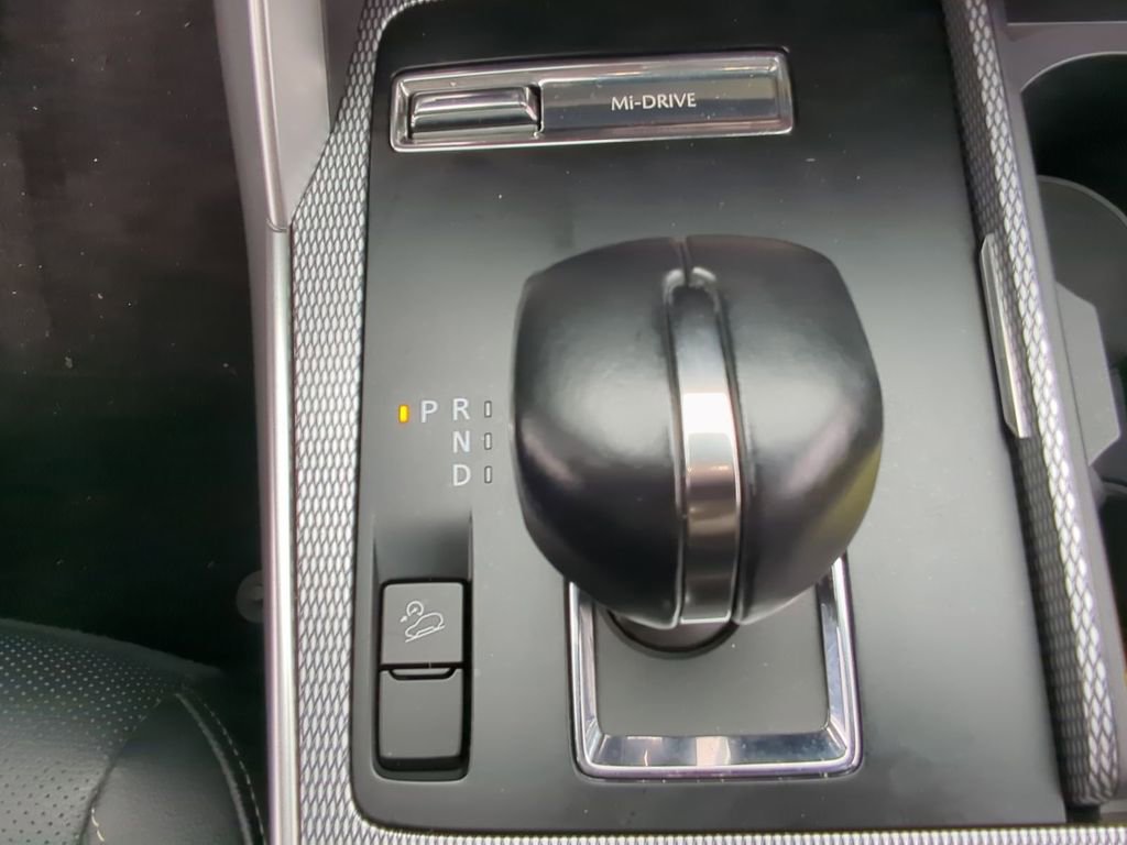 Used 2024 MAZDA CX-90 3.3 Turbo w/ Preferred Plus image 9