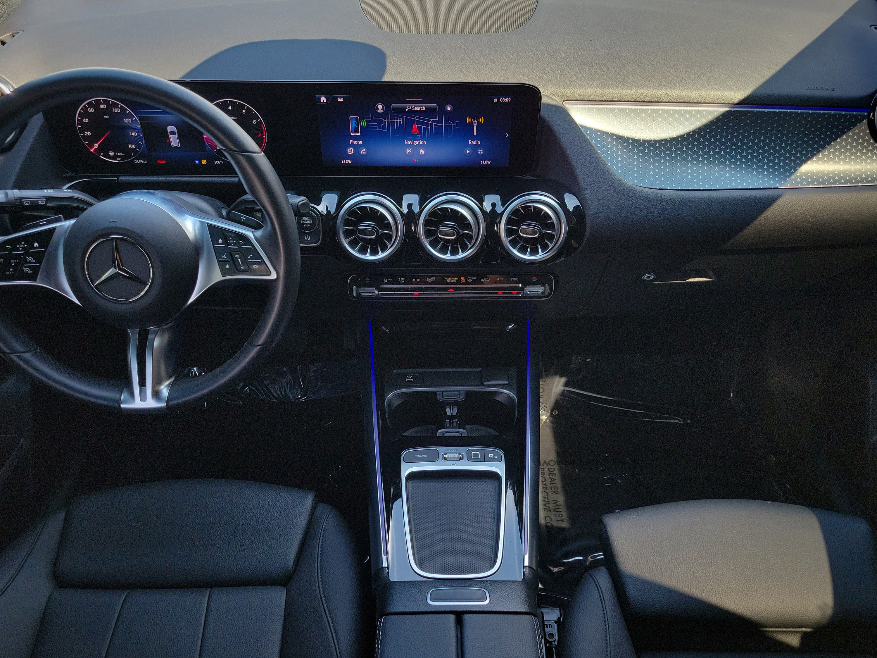 Used 2025 Mercedes-Benz GLA 250 image 14