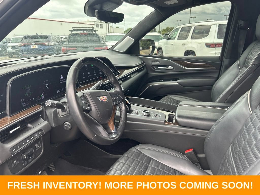 Used 2023 Cadillac Escalade Sport Platinum AWD/4WD image 8