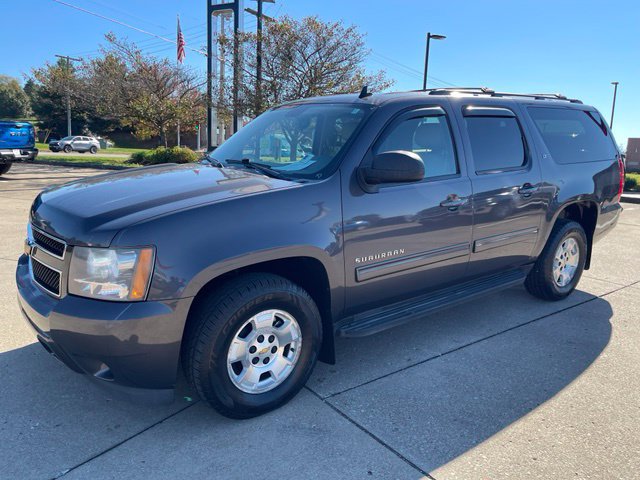 Used 2010 Chevrolet Suburban LT AWD/4WD image 2